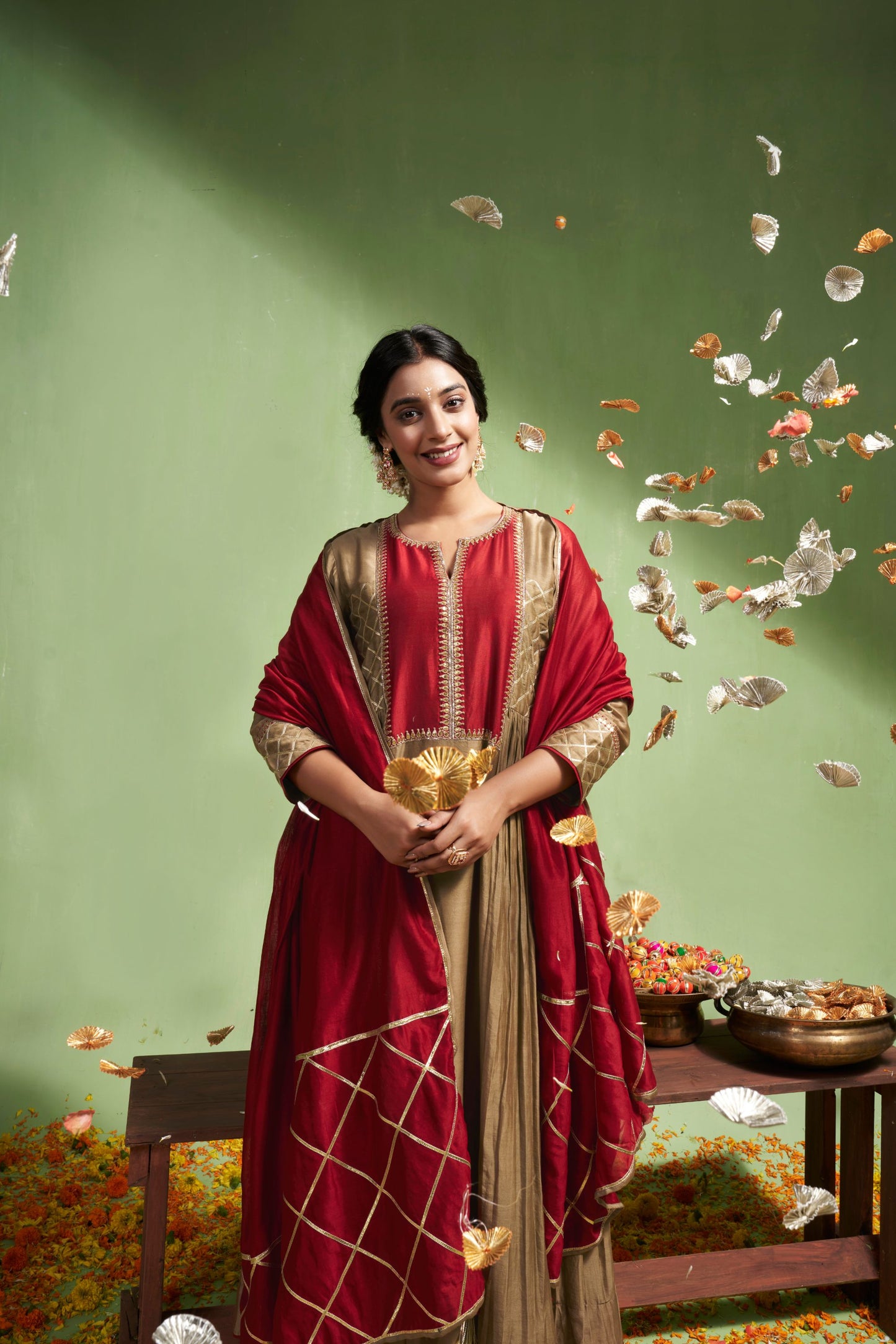 Tarini Set