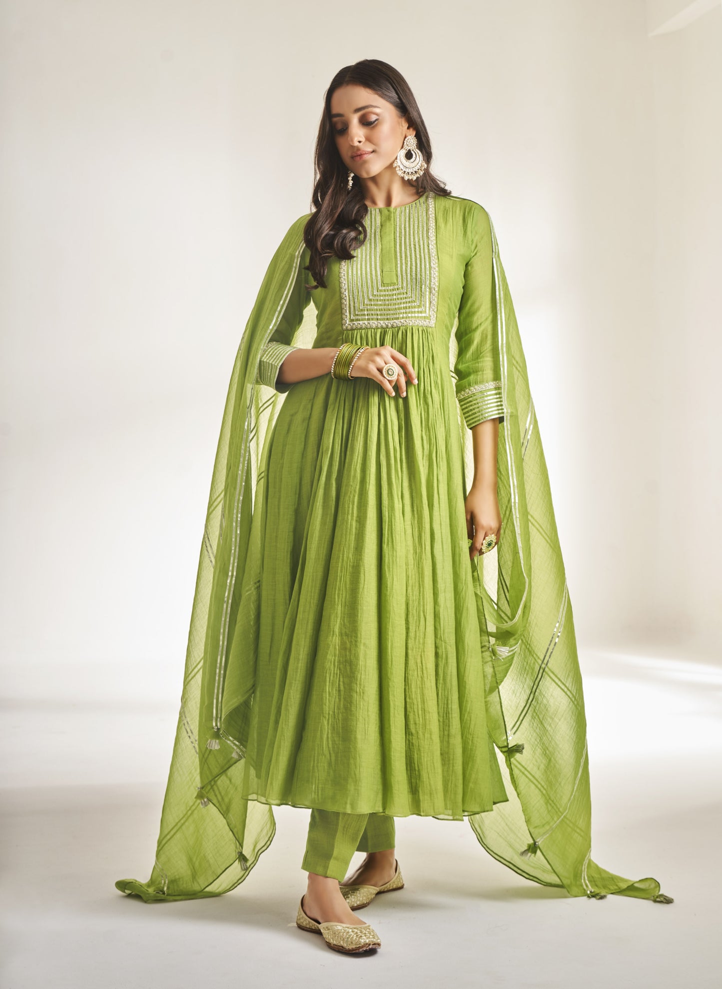 Disha Parmar in Apple Green Anarkali