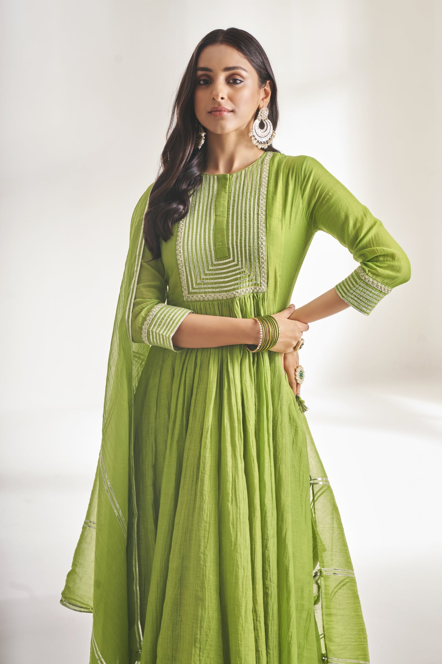 Disha Parmar in Apple Green Anarkali