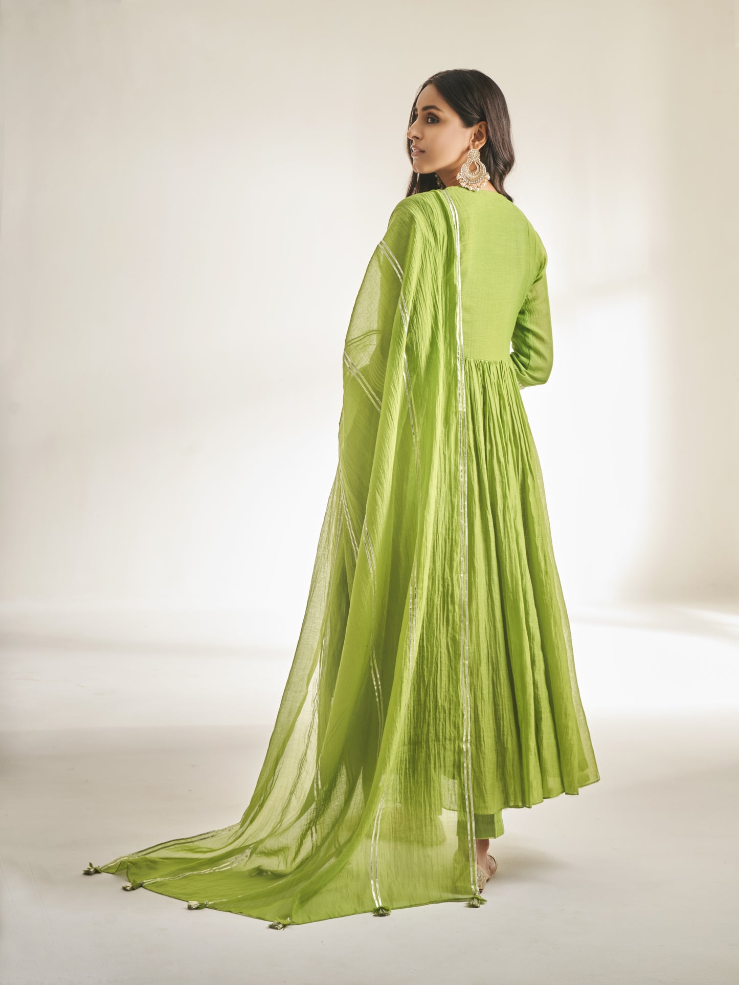 Disha Parmar in Apple Green Anarkali