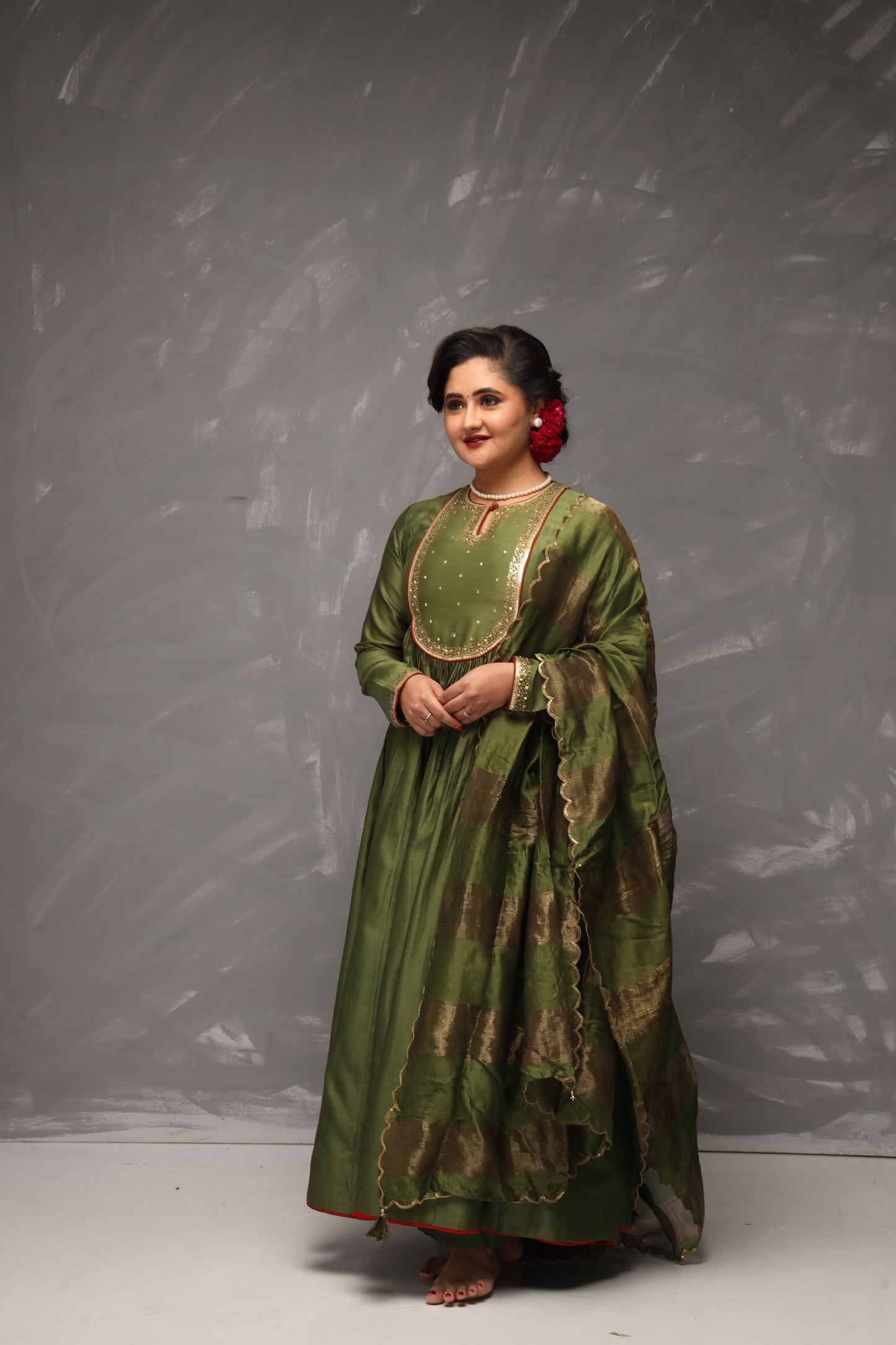 Rashami Desai in Ridhima Set