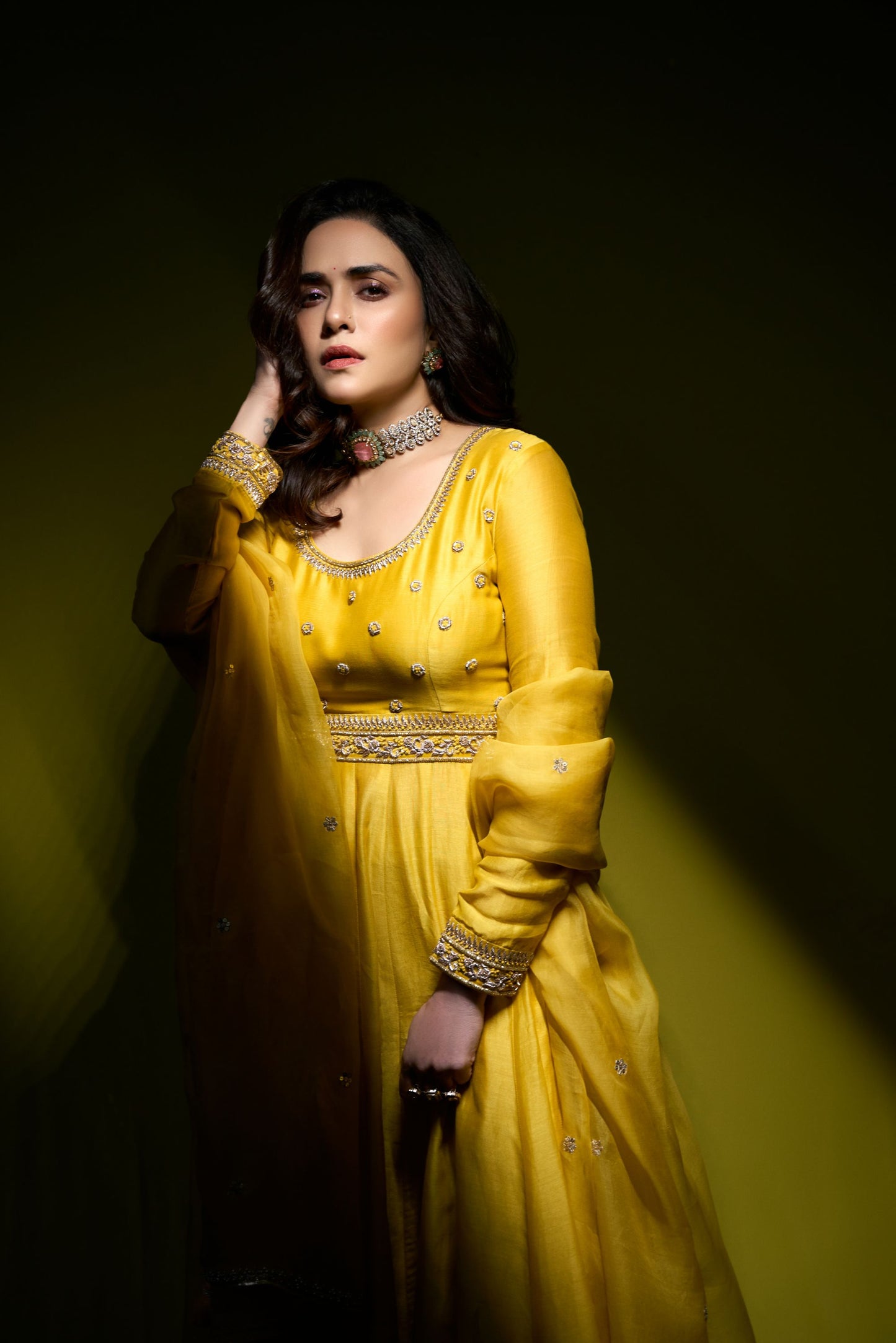 Amruta Khanvilkar in Manjari Set