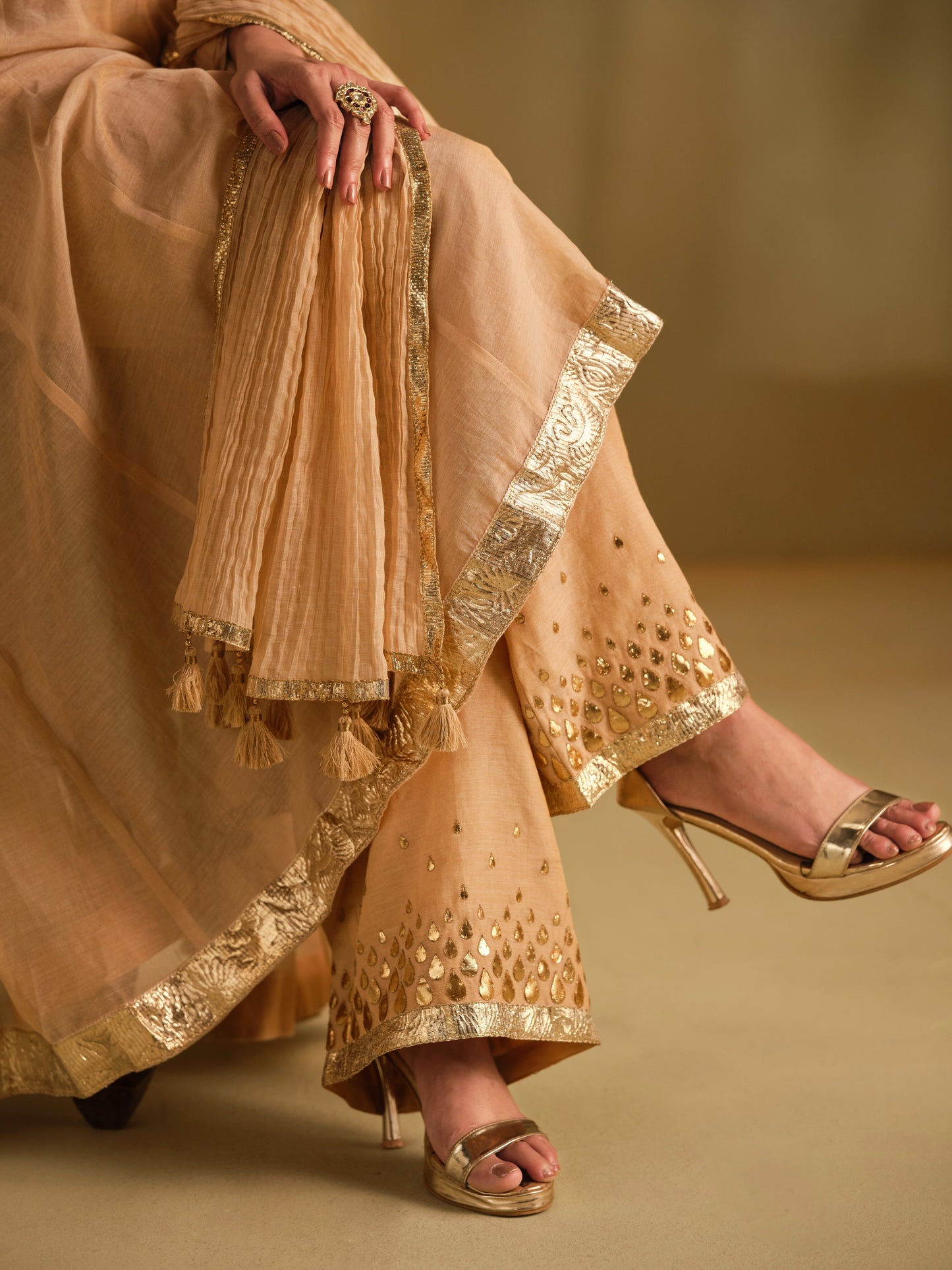 Arya Anarkali